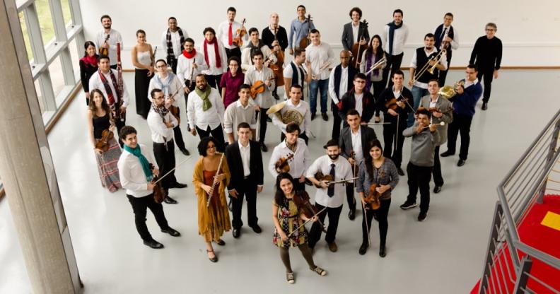 Membros da Orquestra de Câmara da ECA