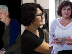 Montagem com três fotos. Da esquerda para a direita, a primeira é de Ingrid Koudela, branca, de olhos azuis e cabelos grisalhos e curtos. Olha para a câmera e usa blusa marrom e casaco azul. A segunda é um perfil de Mônica Tavares, branca, cabelos escuros na altura da nuca, óculos de armação preta e camiseta preta. A última é de Elizabeth Saad, branca de cabelos escuros na altura do pescoço. Veste blusa branca de tecido transparente nas mangas, que vão até os cotovelos. Sorri levemente para a câmera.