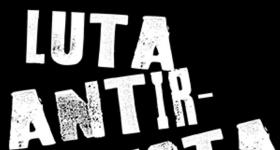 Escrito luta antirracista e caracteres com letras diferentes entre si e as palavras inclinadas