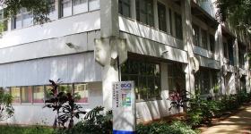 imagem contendo fachada do prédio 4 da ECA-USP